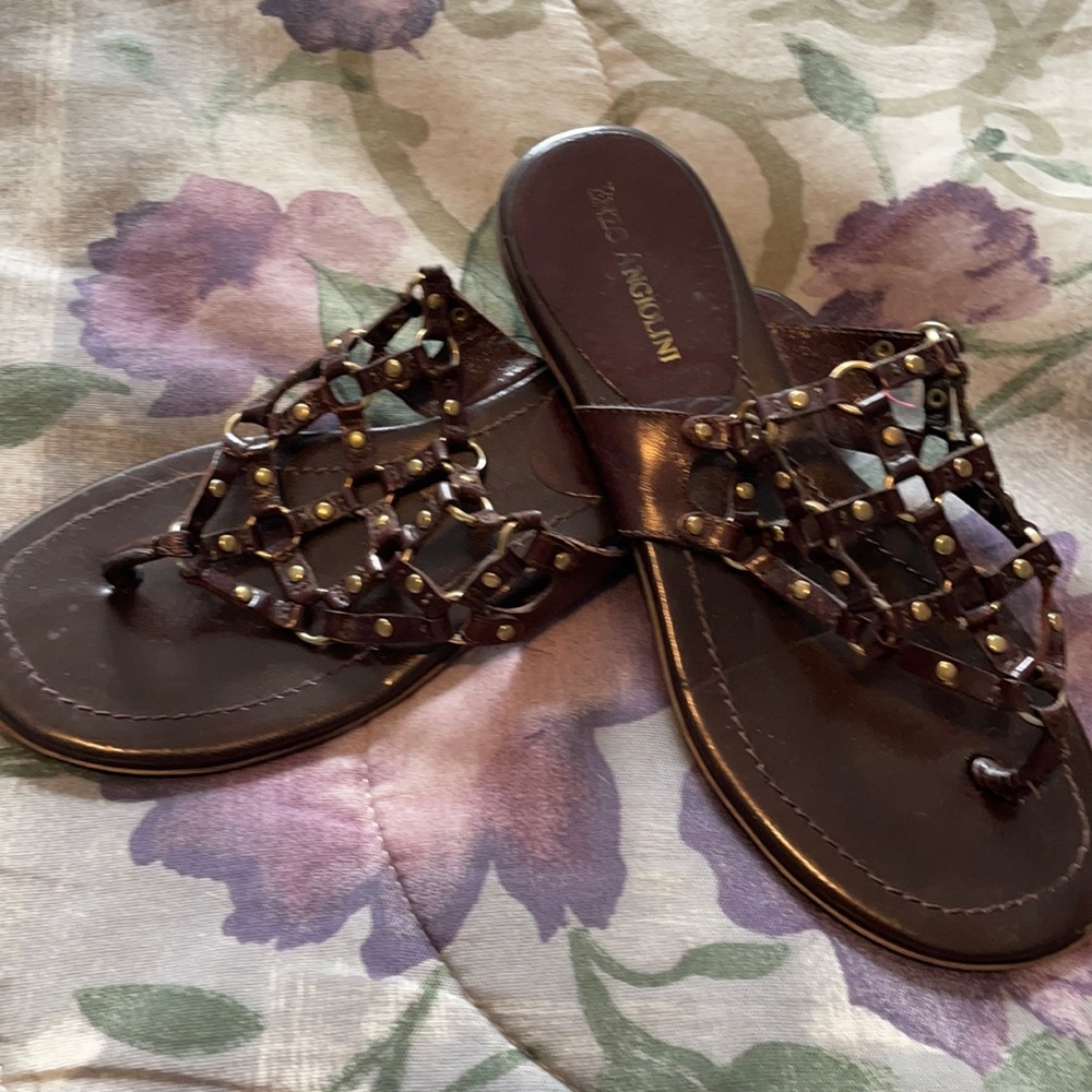 Enzo Angiolini brown sandals